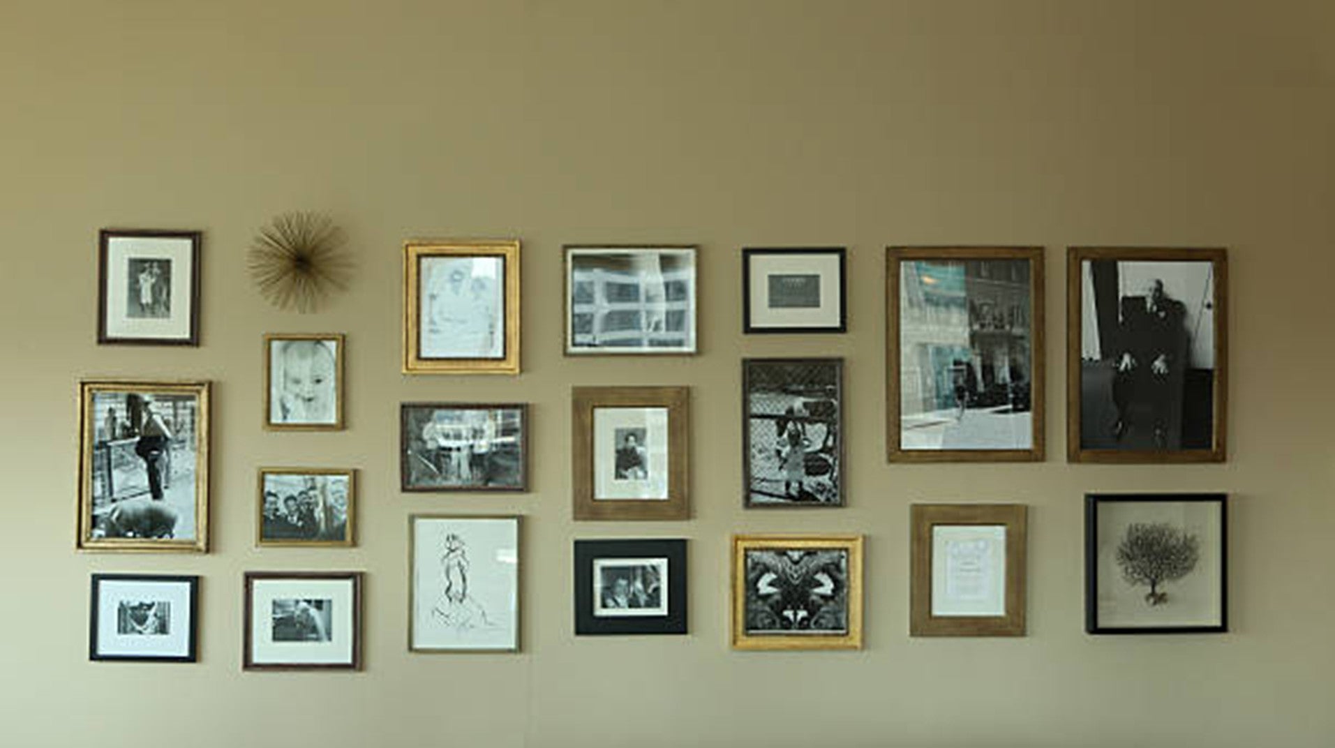 How to Choose Photography Wall Art That Matches Your Room Colors